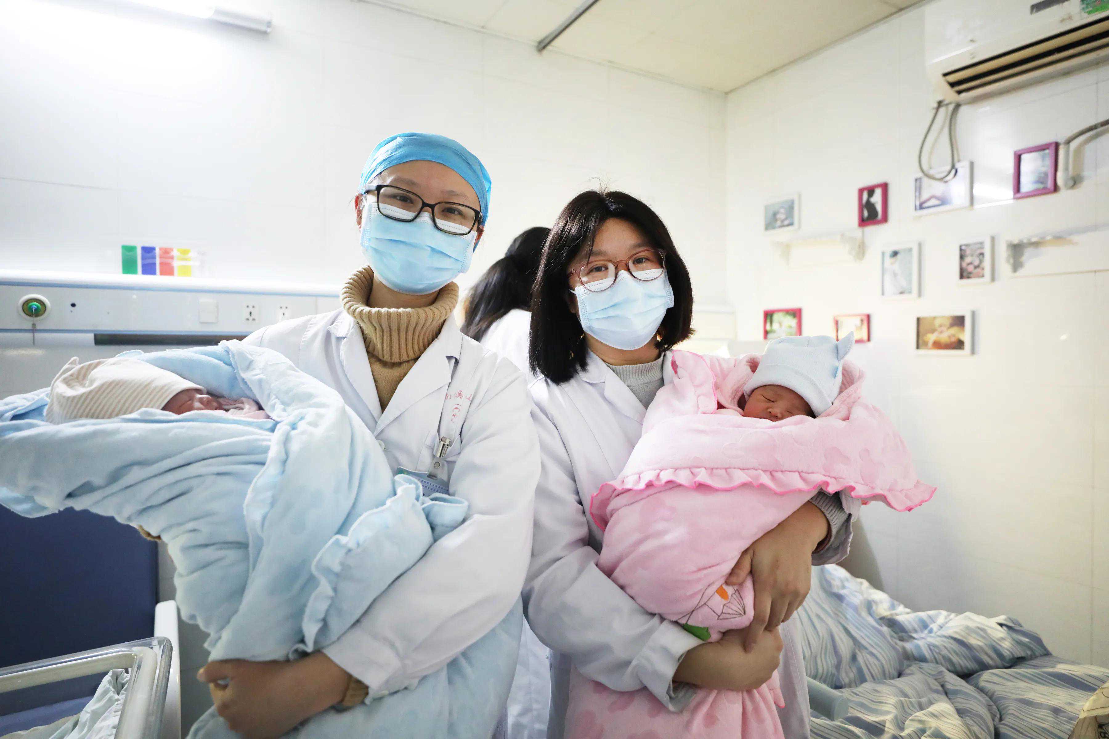 去香港验血查胎儿性别价格,年货节宝妈“开盲盒”喜获双“诞”！南溪山医院